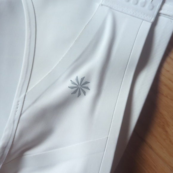Athleta. Empower II Train Bra.  White. Size Small - Picture 6 of 8
